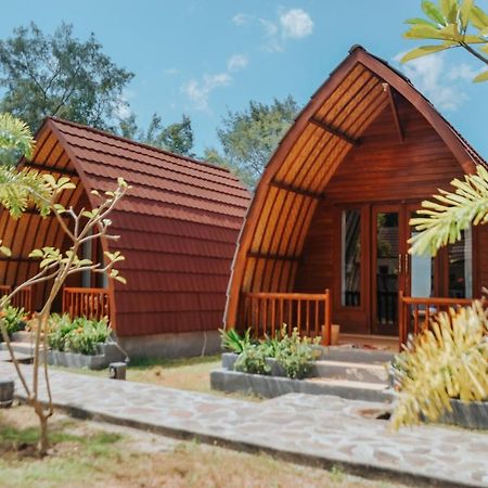 Laba Laba Bungalow กิลิเมโน ภายนอก รูปภาพ