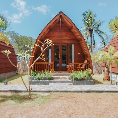 Laba Laba Bungalow กิลิเมโน ภายนอก รูปภาพ